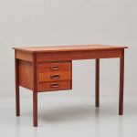 1058 3595 WRITING DESK